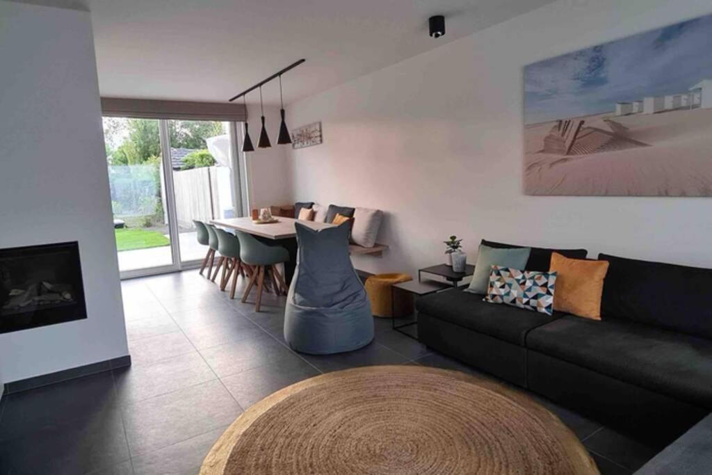 Holiday home 14-een Oase Rust Tussen Polders En Kust