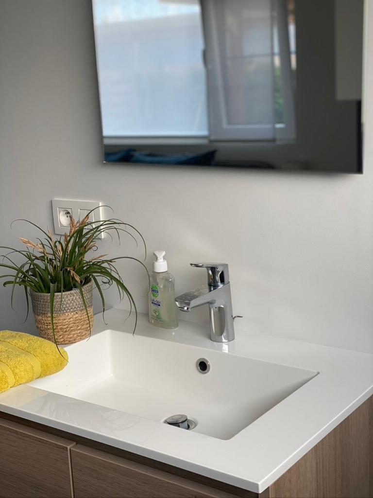 Holiday home 14-een Oase Rust Tussen Polders En Kust *
